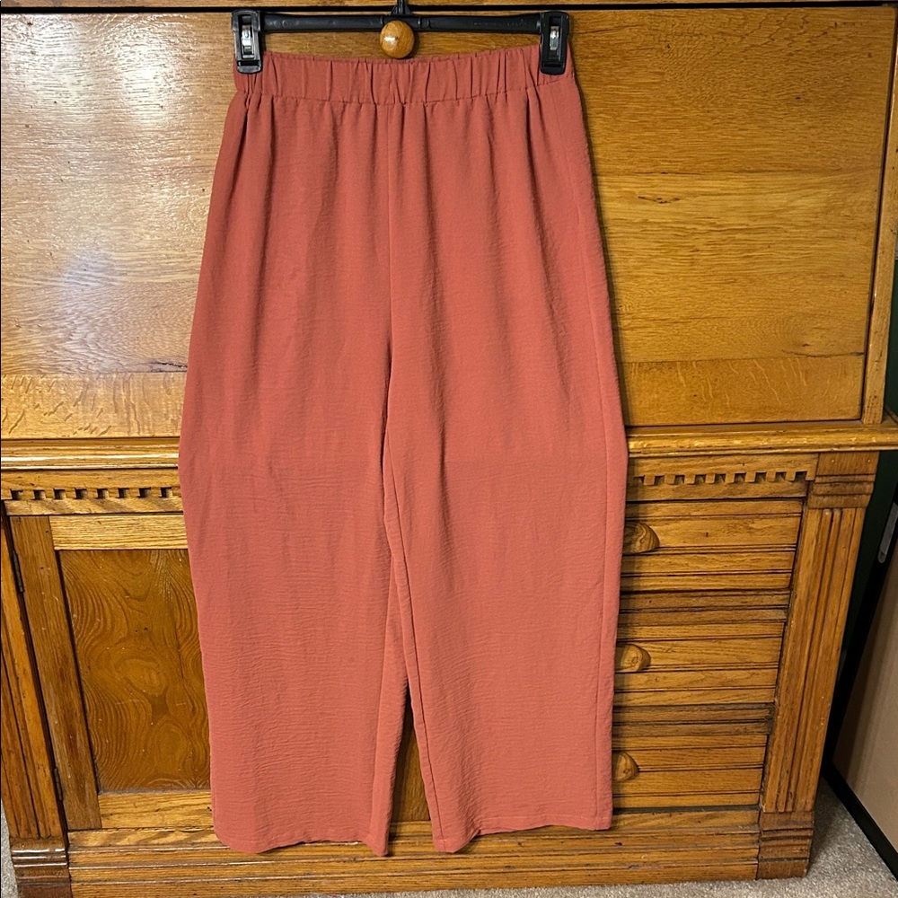 Loness Taracotta Wide Leg Textured Pull On Pants